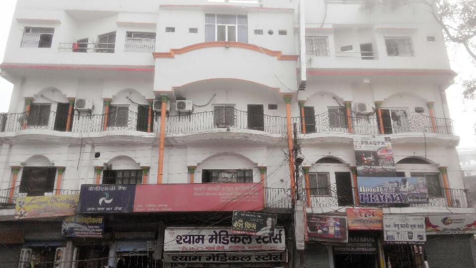 Hotel pragya international Varanasi Exterior foto