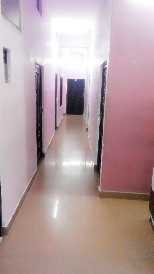 Hotel pragya international Varanasi Exterior foto