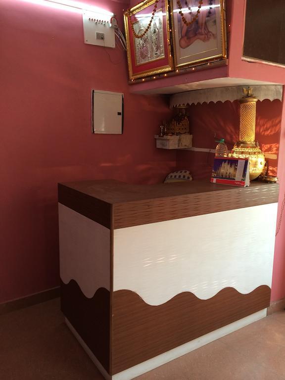 Hotel pragya international Varanasi Exterior foto